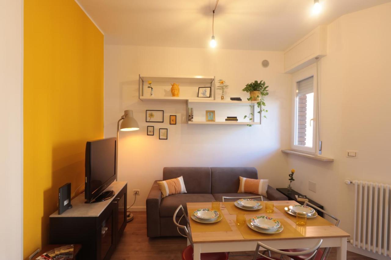 Il Petalo Giallo Verona Bagian luar foto